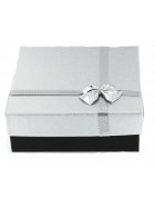 Silver-colored gift box 8 x 8 x 3 cm Sold only with a piece of jewelry